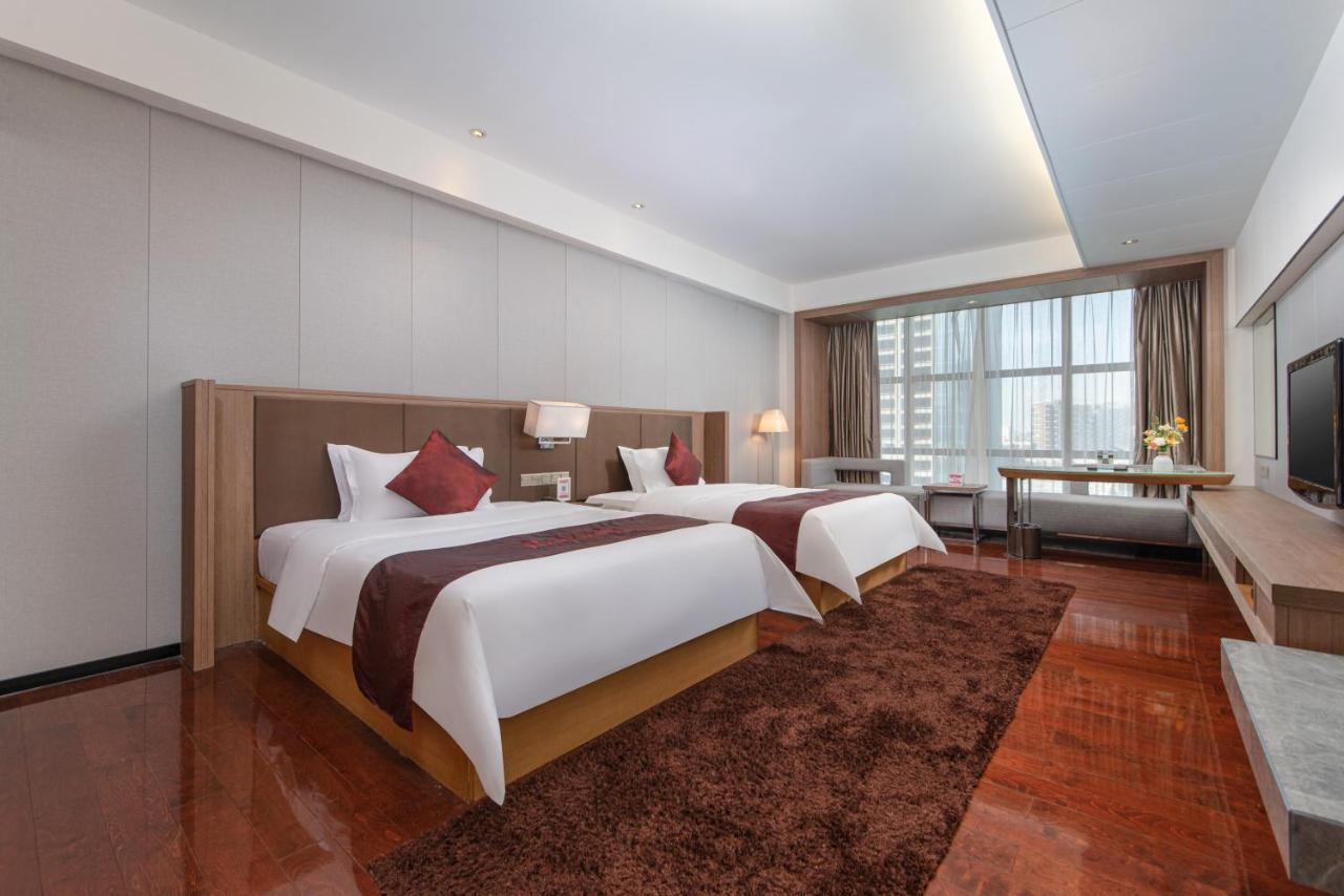 Shenzhen Ramada Plaza, North Railway Station Hotel Exterior photo